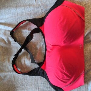 VS Sport Bra
